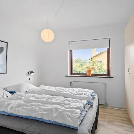 3 Bedroom Awesome In Holiday home