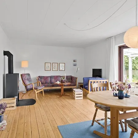 Holiday home 3 Bedroom Awesome In *