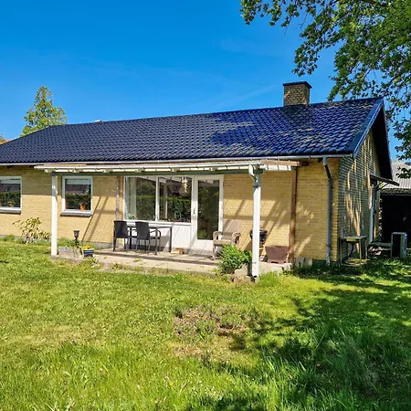 Holiday home 3 Bedroom Awesome In